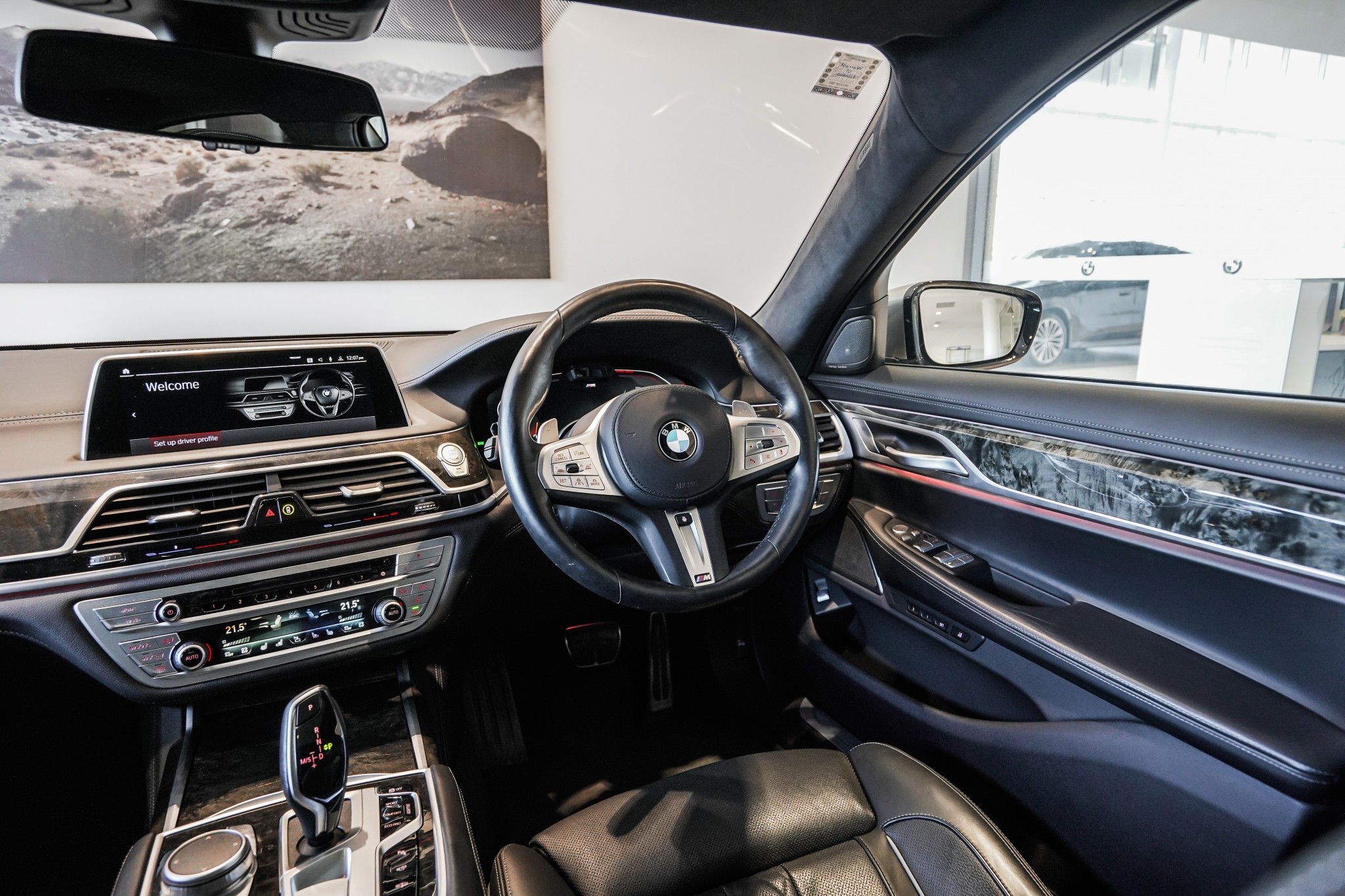 BMW 750i xDrive M-Sport