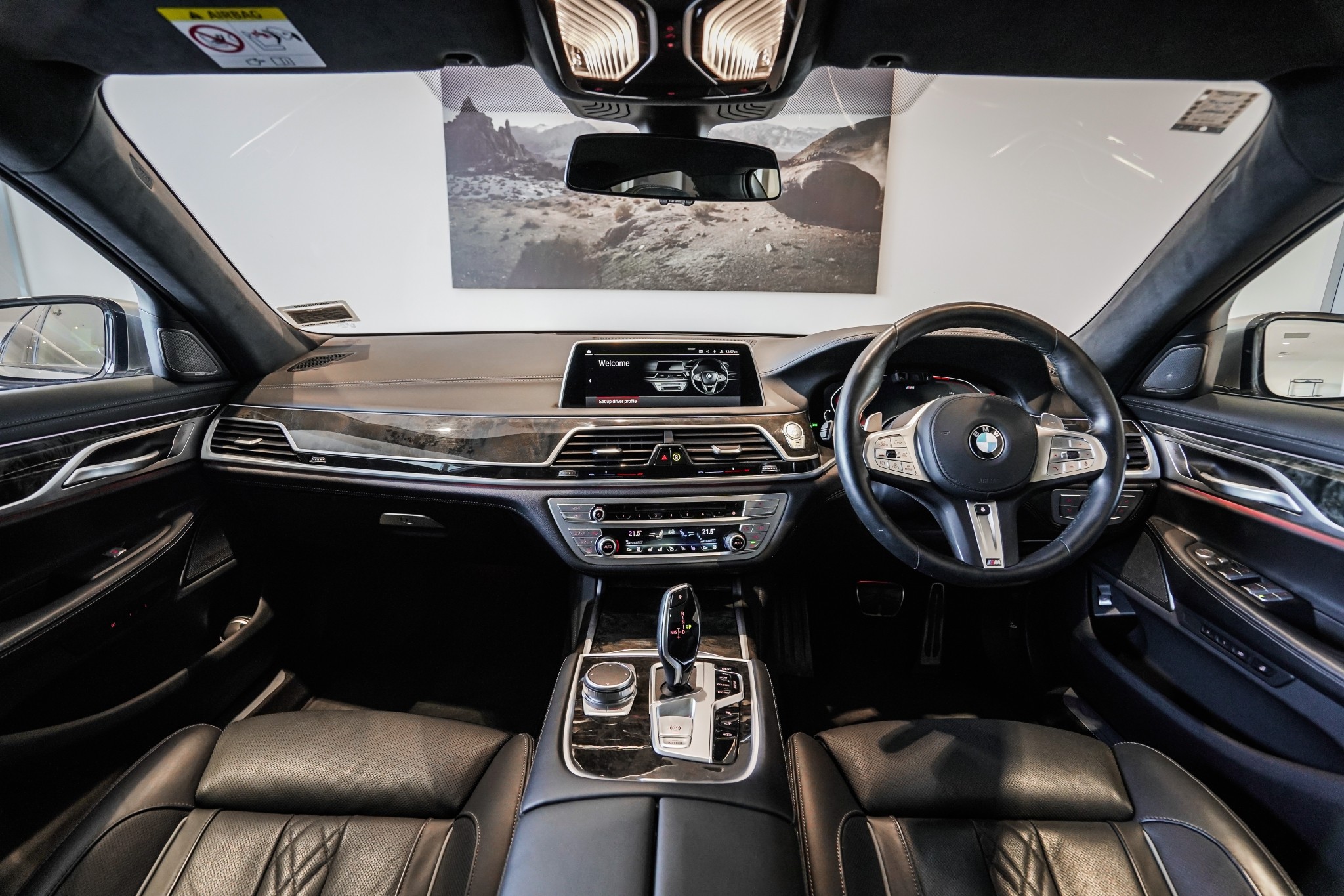 BMW 750i xDrive M-Sport