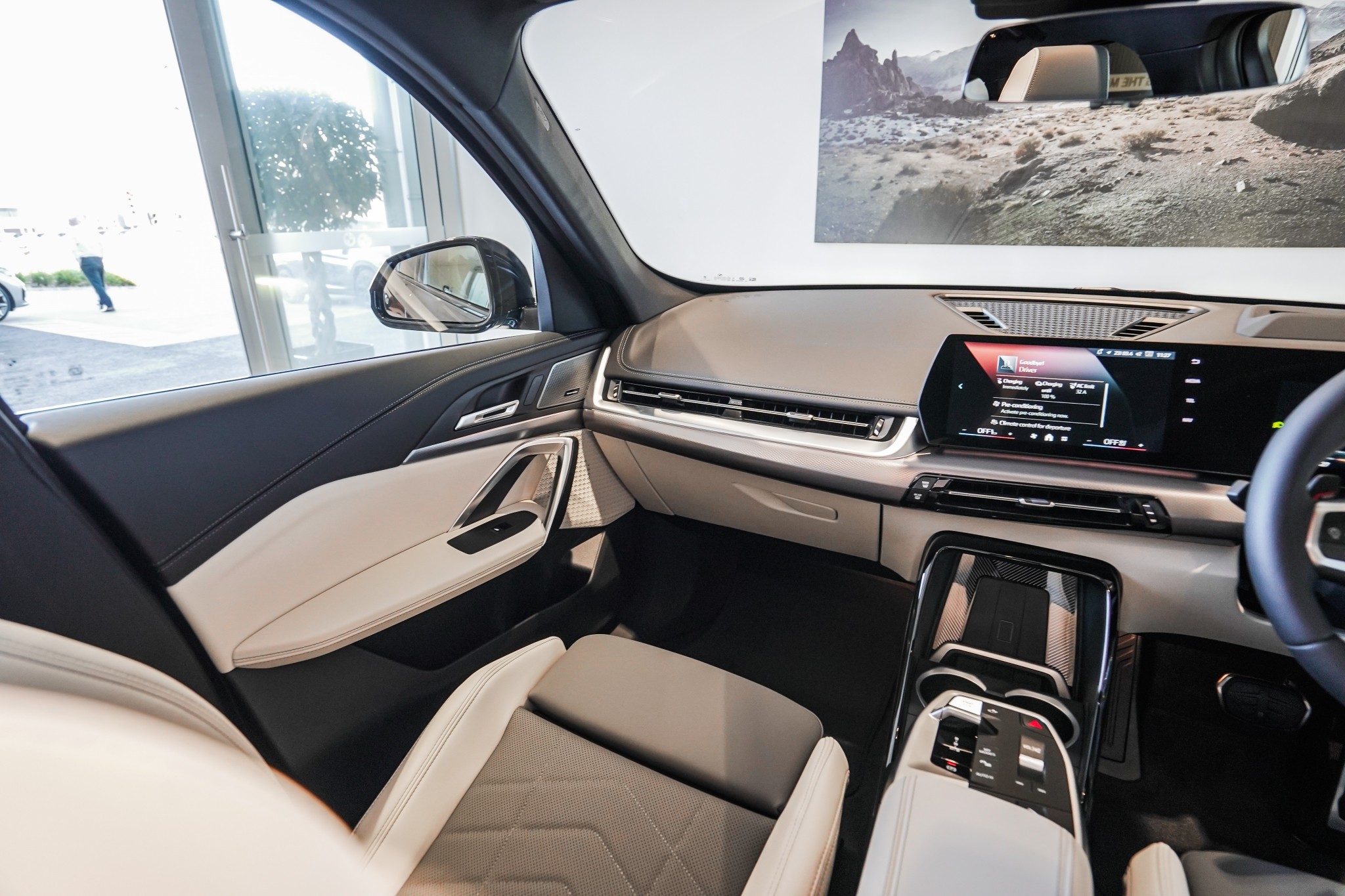 BMW iX1 xDrive30