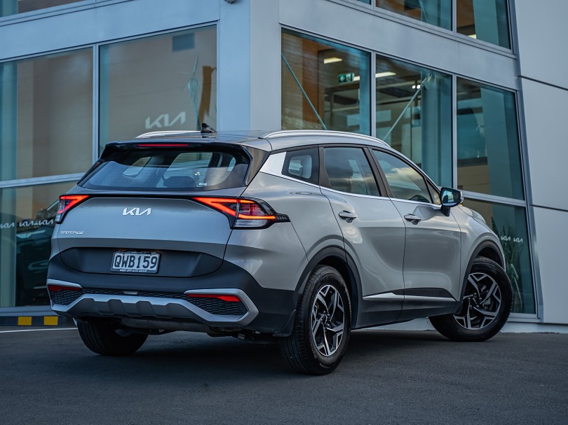 2024 Kia Sportage 2