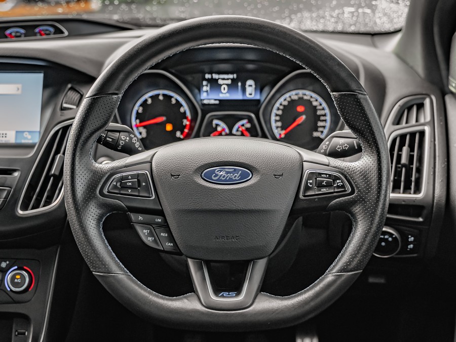 2017 Ford Focus 11