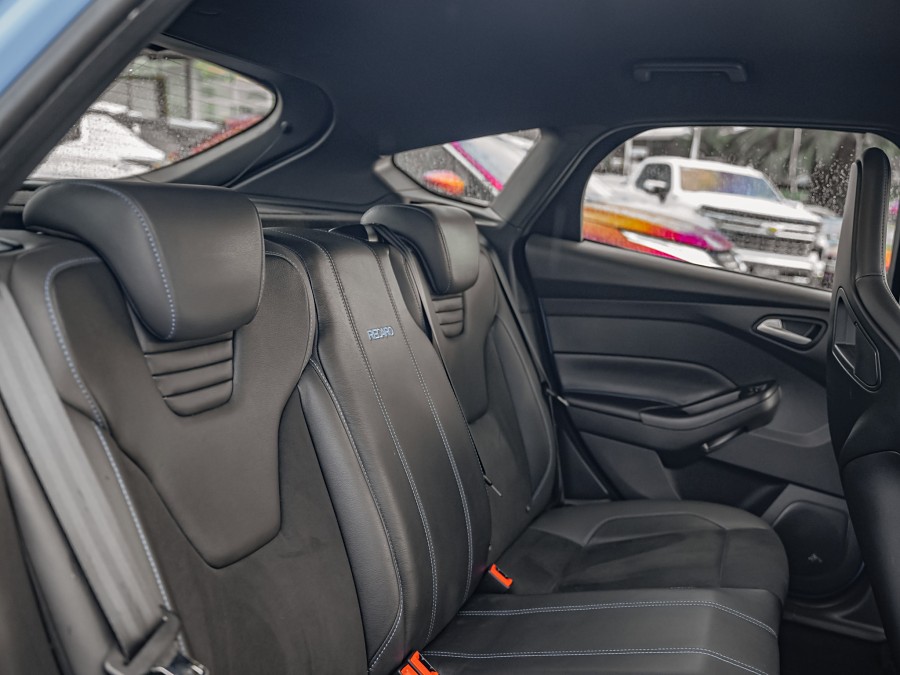 2017 Ford Focus 19