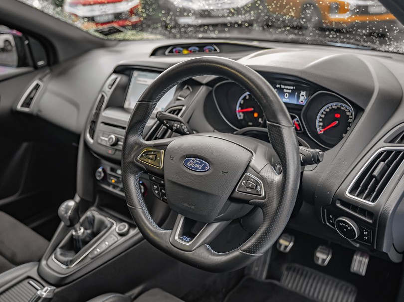 2017 Ford Focus 9