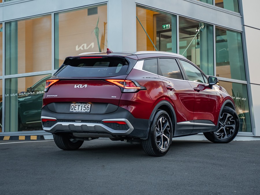 2023 Kia Sportage 2