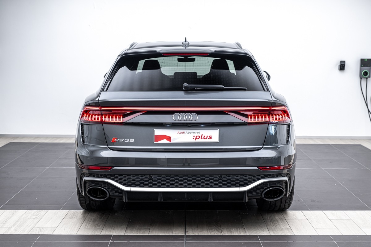 Audi RS Q8 QUATTRO TIP TRONIC
