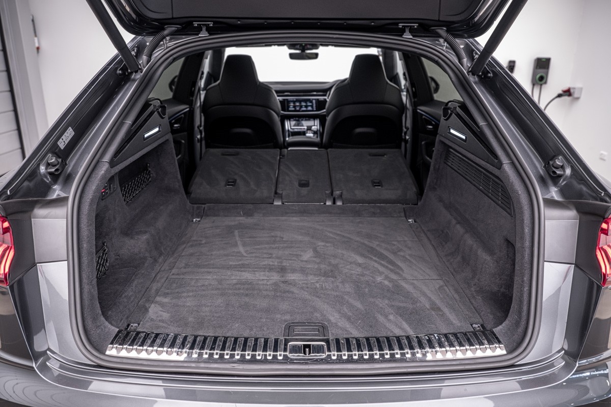 Audi RS Q8 QUATTRO TIP TRONIC