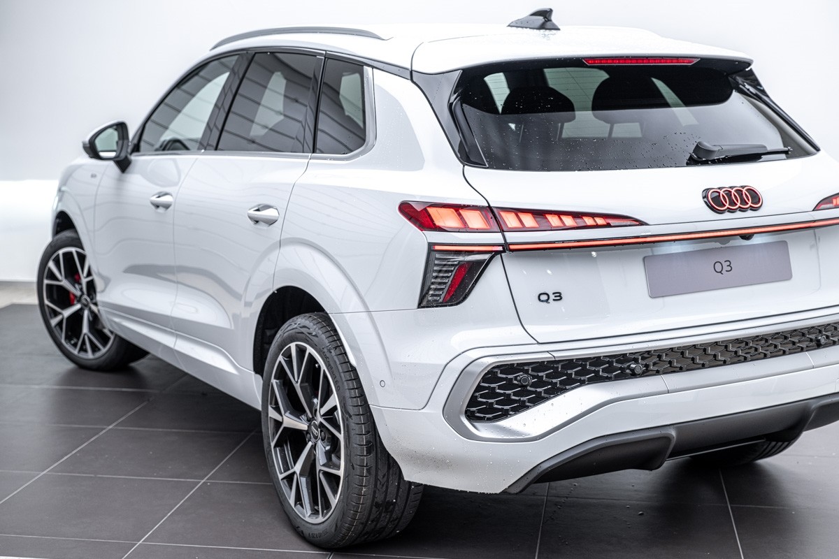 Audi Q3 SUV TFSI 110 KW