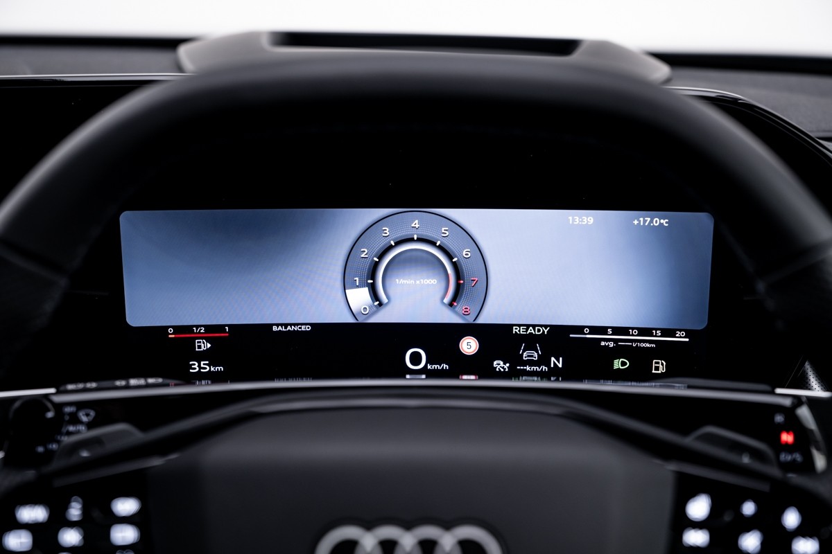Audi Q3 SUV TFSI quattro 195 kW