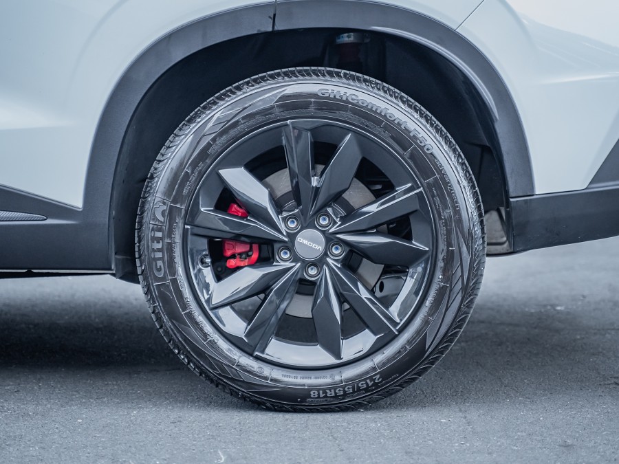2025 OMODA C5 7