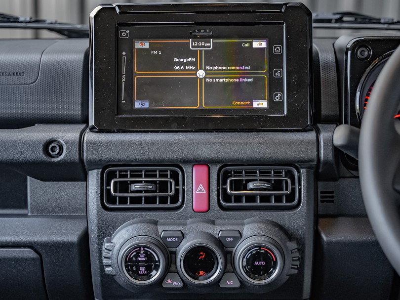 2026 Suzuki Jimny 15