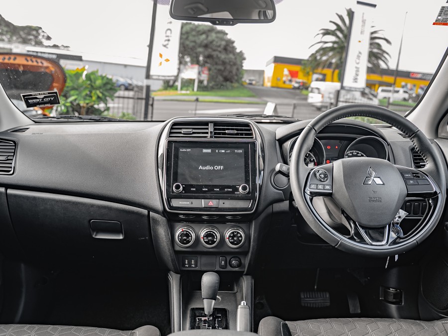 2025 Mitsubishi ASX 10
