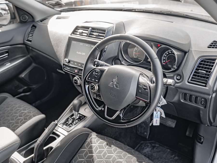 2025 Mitsubishi ASX 9