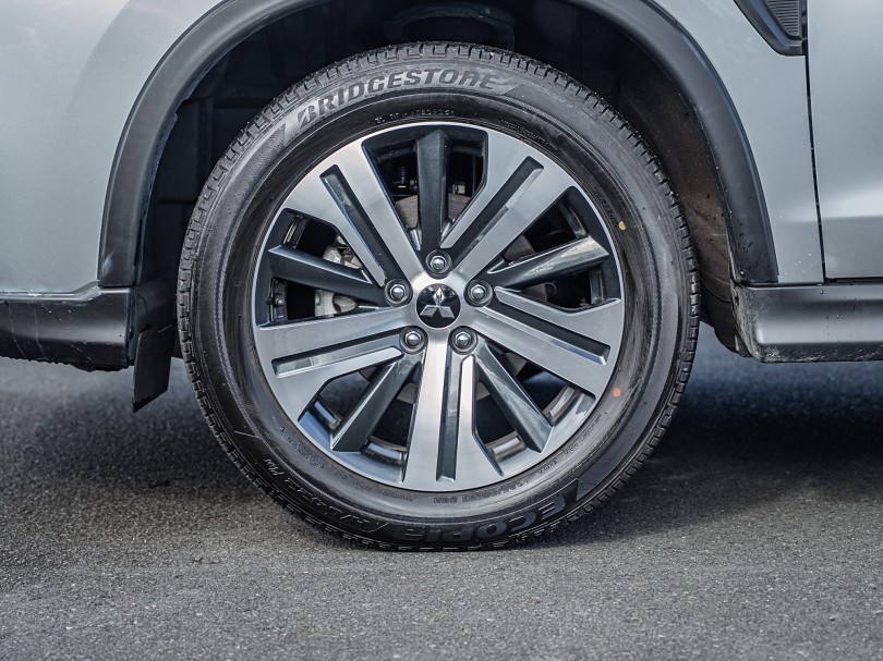 2025 Mitsubishi ASX 6