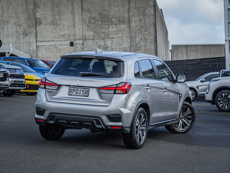 2025 Mitsubishi ASX 2