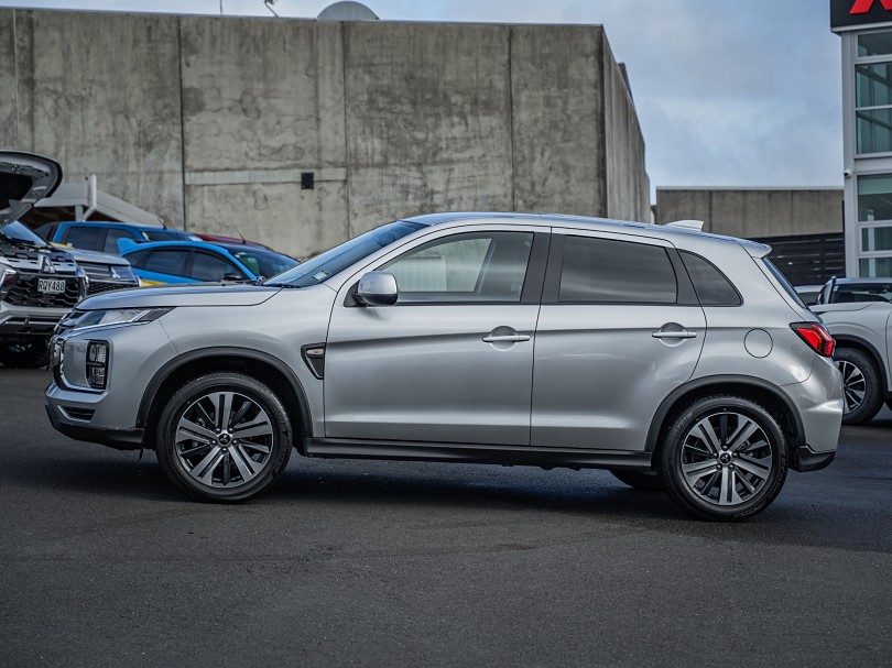 2025 Mitsubishi ASX 5
