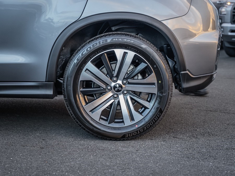 2025 Mitsubishi ASX 7