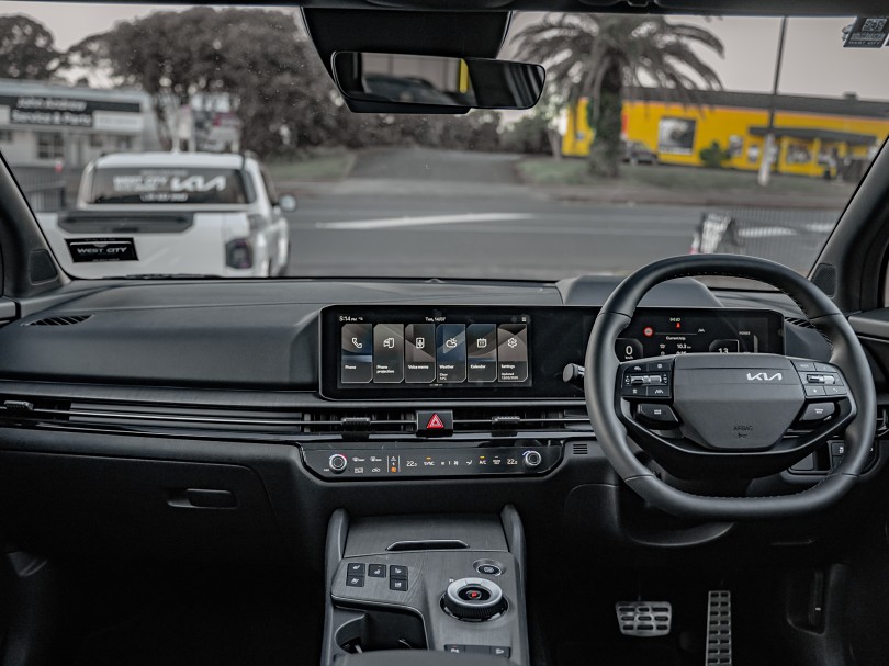 2025 Kia Sportage 10
