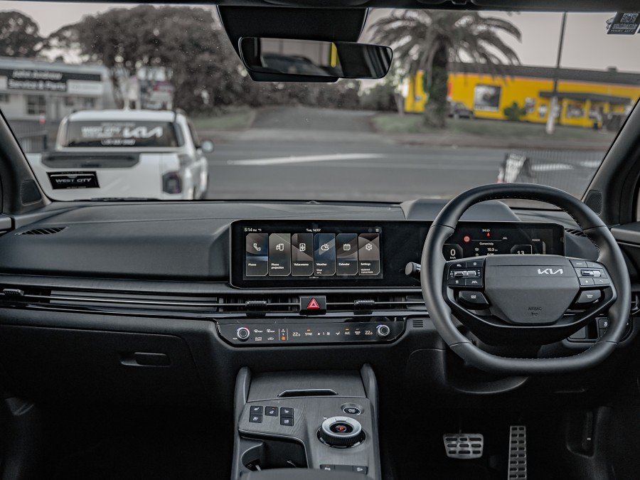 2025 Kia Sportage 10