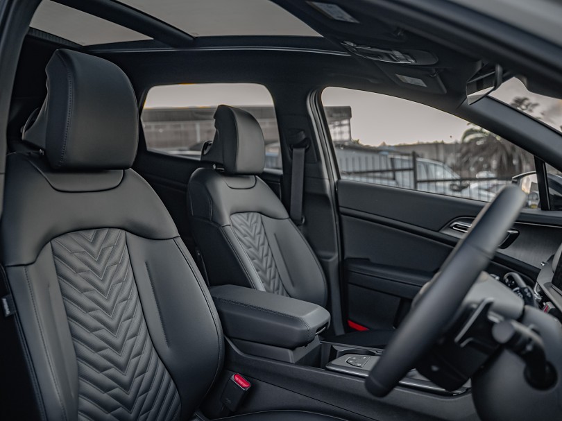 2025 Kia Sportage 8