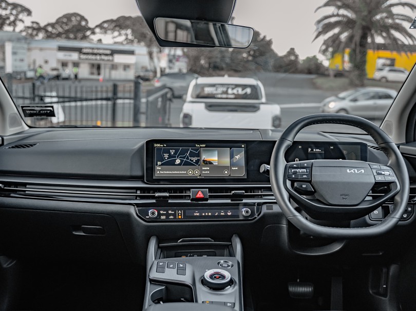 2025 Kia Sportage 10