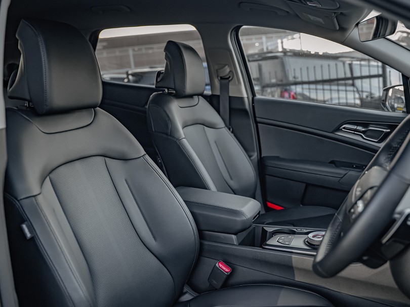 2025 Kia Sportage 8