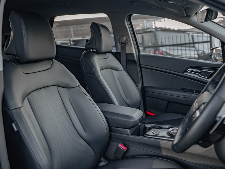2025 Kia Sportage 8