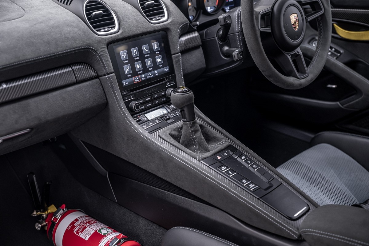 Porsche 718 Cayman GT4 RS