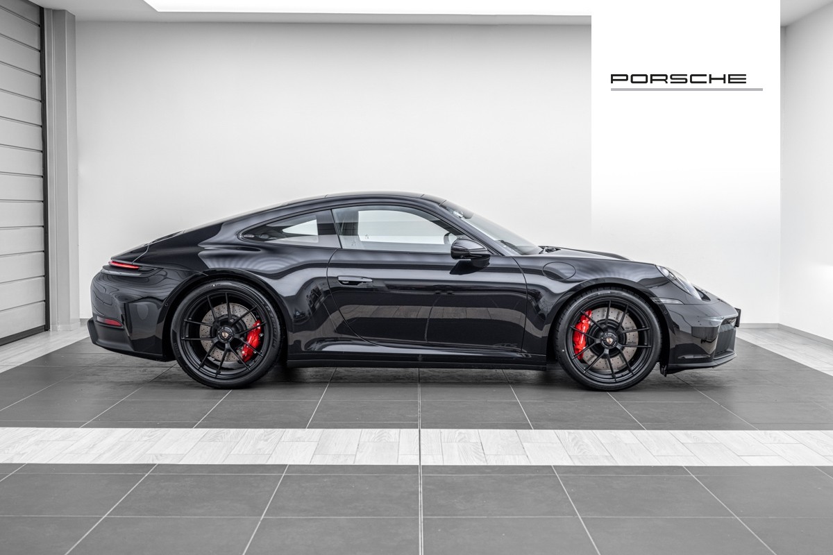 Porsche 911 CARRERA GTS COUPE