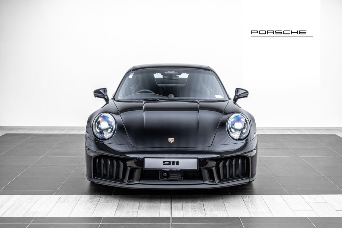 Porsche 911 CARRERA GTS COUPE