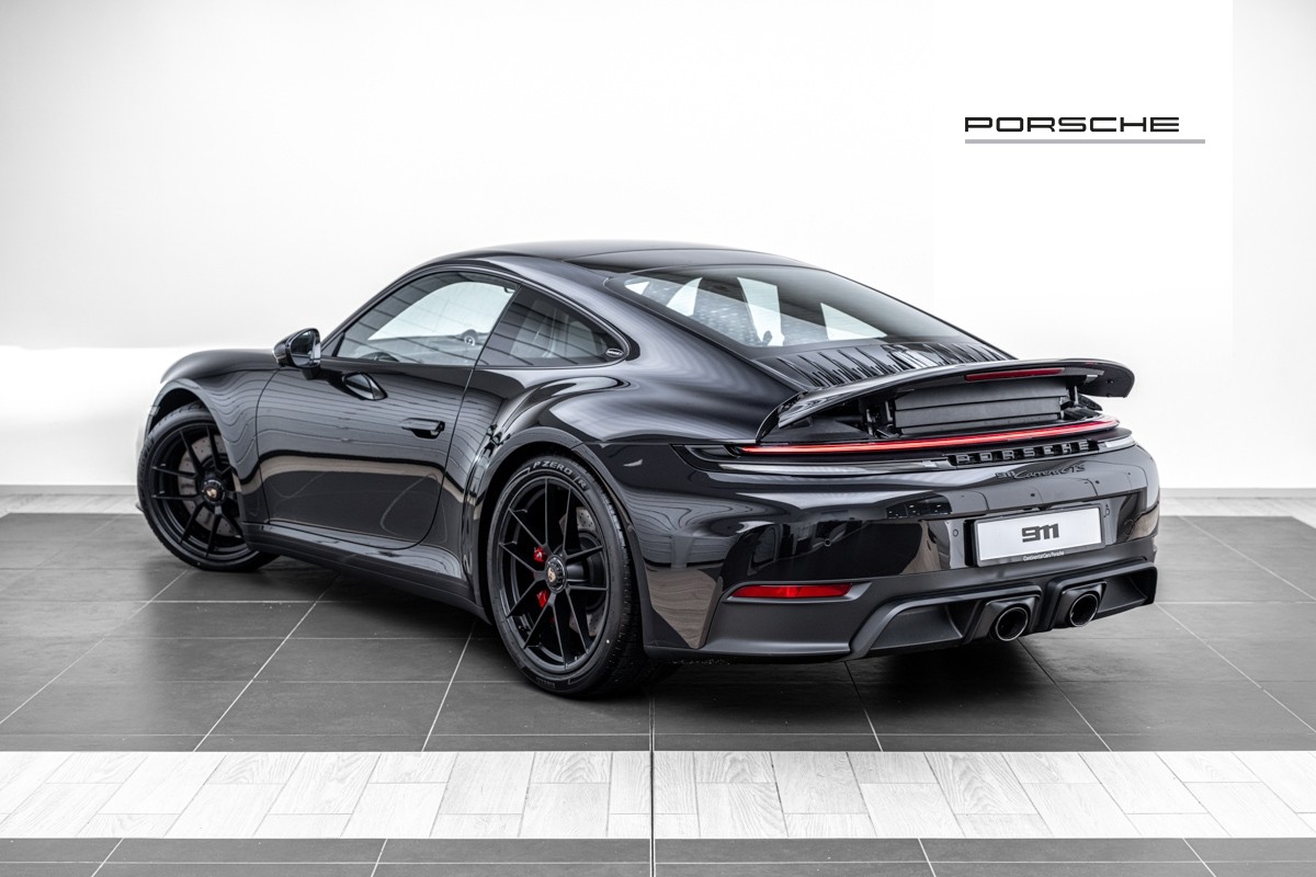 Porsche 911 CARRERA GTS COUPE