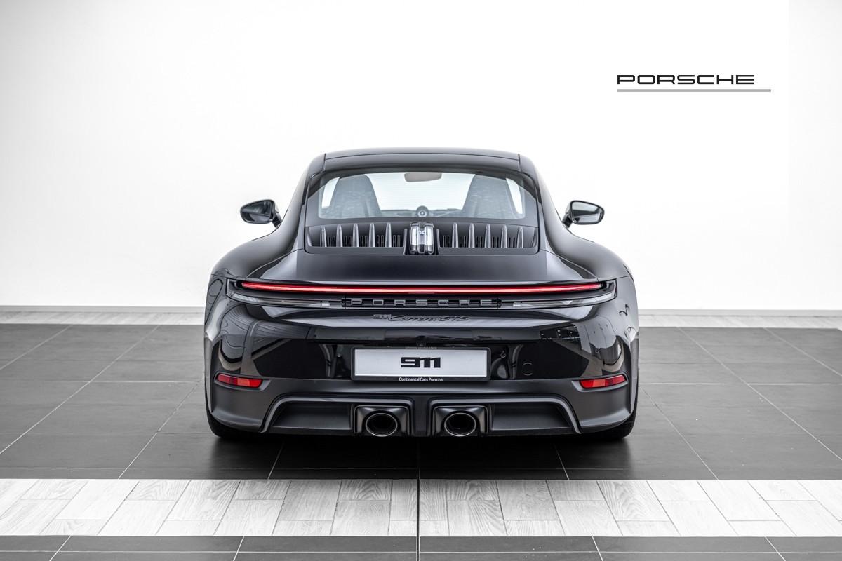 Porsche 911 CARRERA GTS COUPE