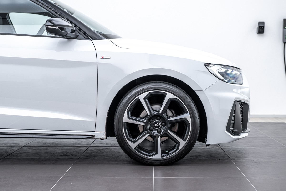 Audi A1 35 TFSI S LINE