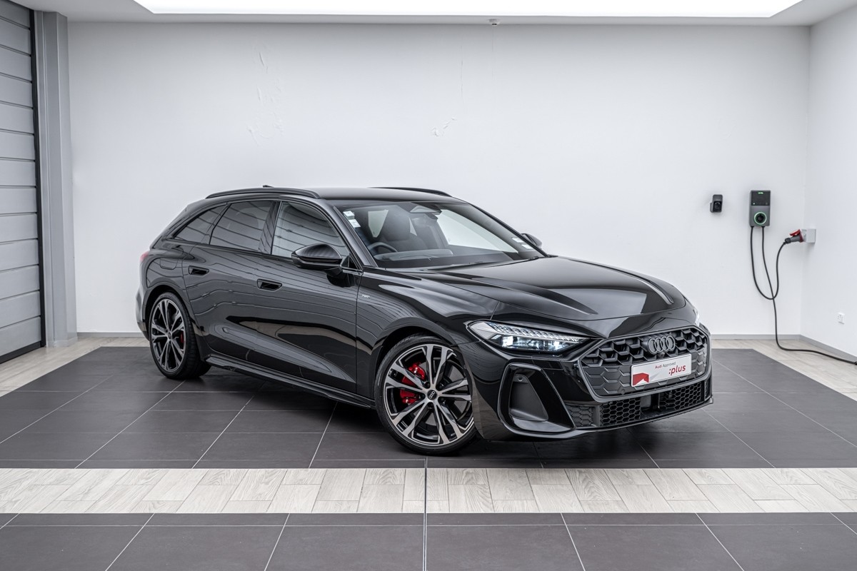 Audi A5 E-HYBRID AVANT S LINE