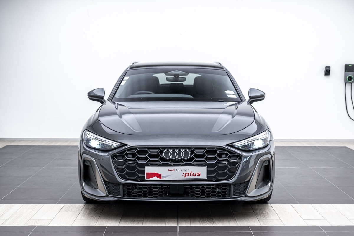 Audi A5 E-HYBRID AVANT S LINE