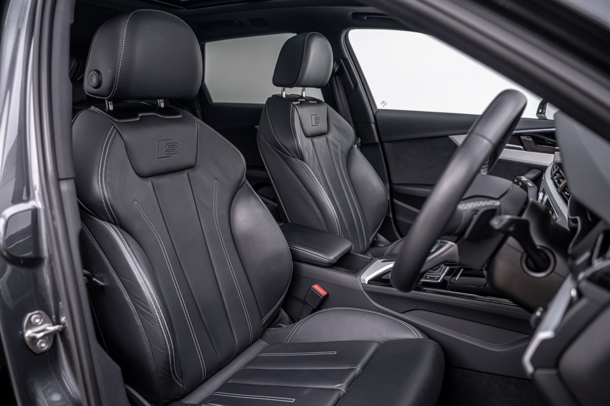 Audi A4 45 TFSI quattro  S Line Avant