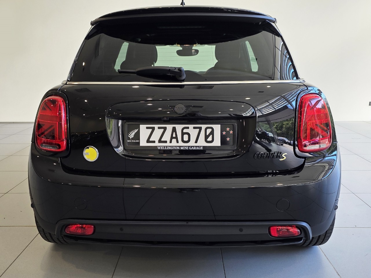 MINI Cooper SE Hatch Yours