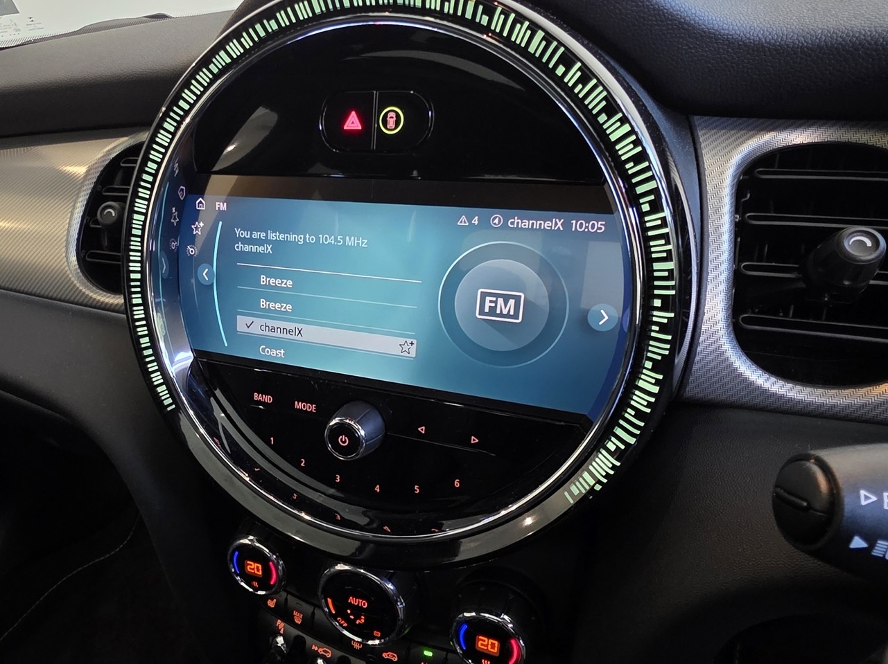 MINI Cooper SE Hatch Yours