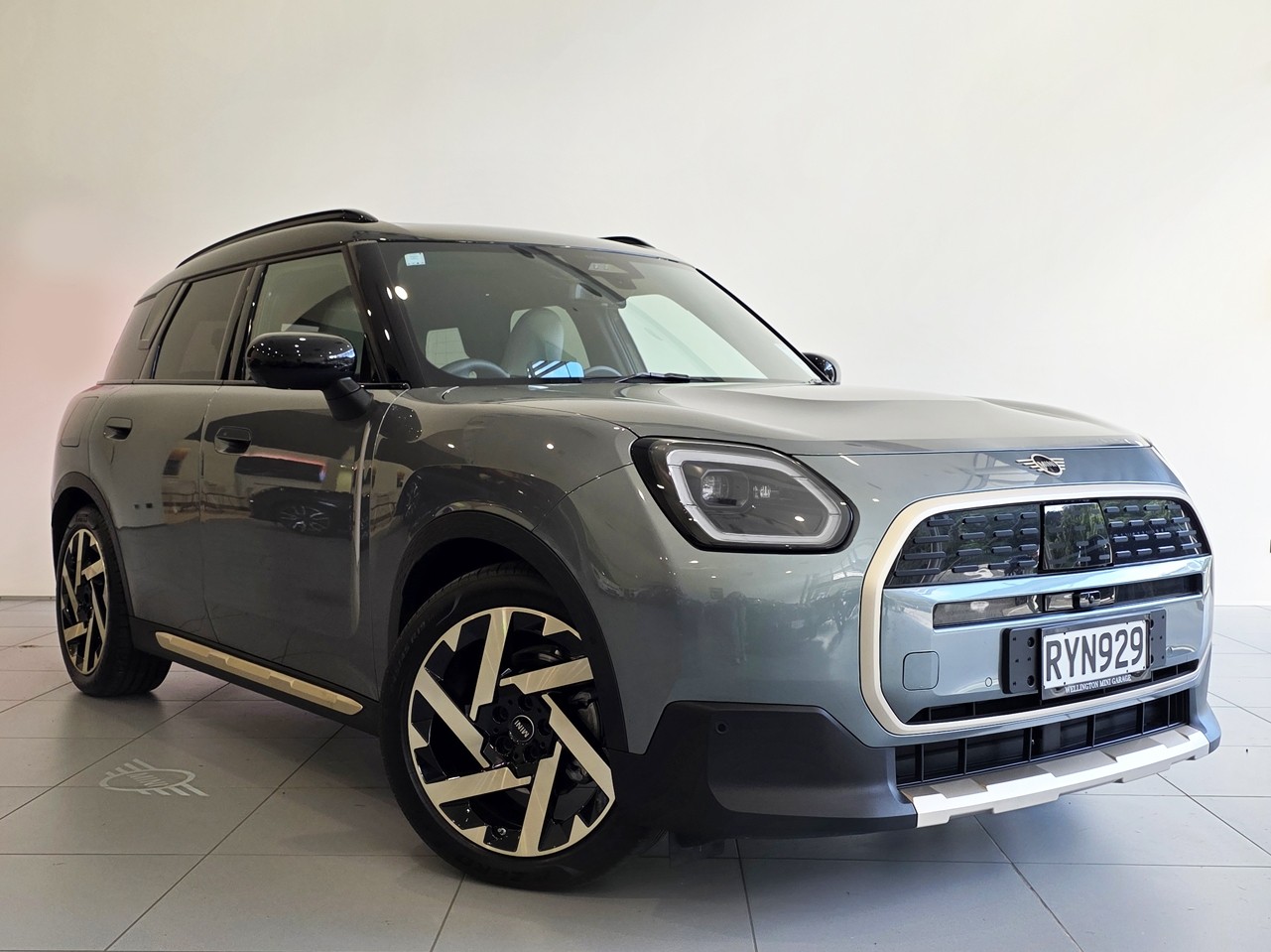 MINI Countryman E  Favoured