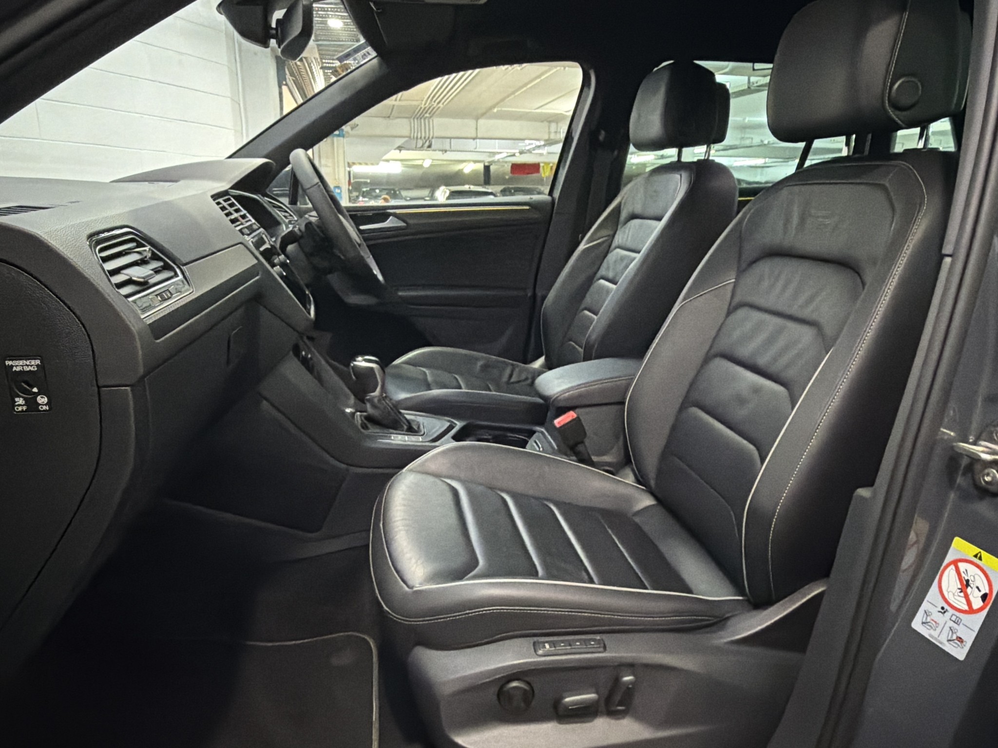 Volkswagen Tiguan TSI R-LINE 2WD 1.4PT