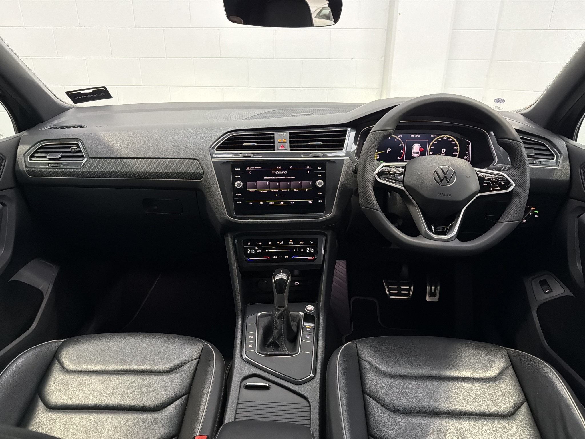 Volkswagen Tiguan TSI R-LINE 2WD 1.4PT