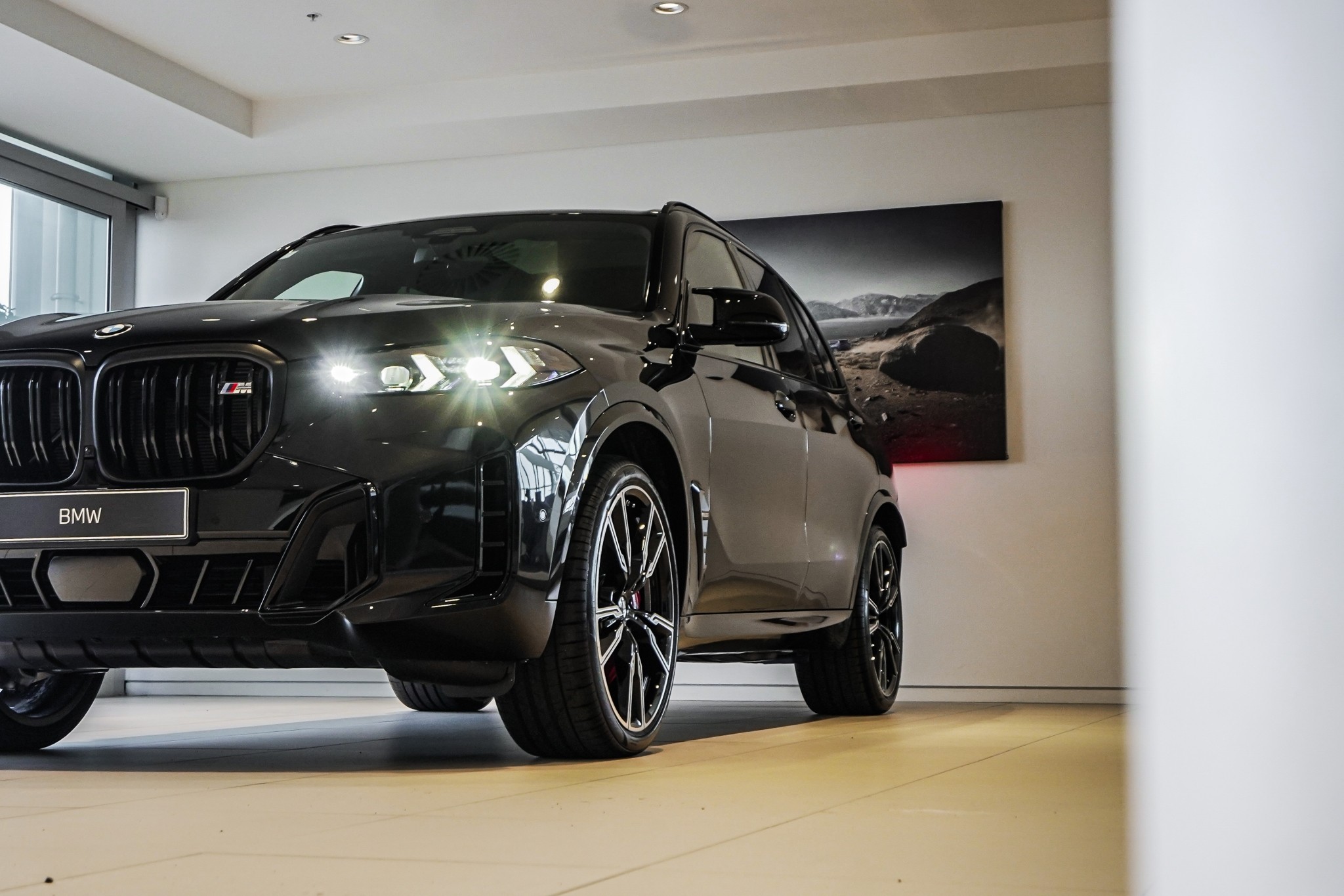 BMW X5 M60i
