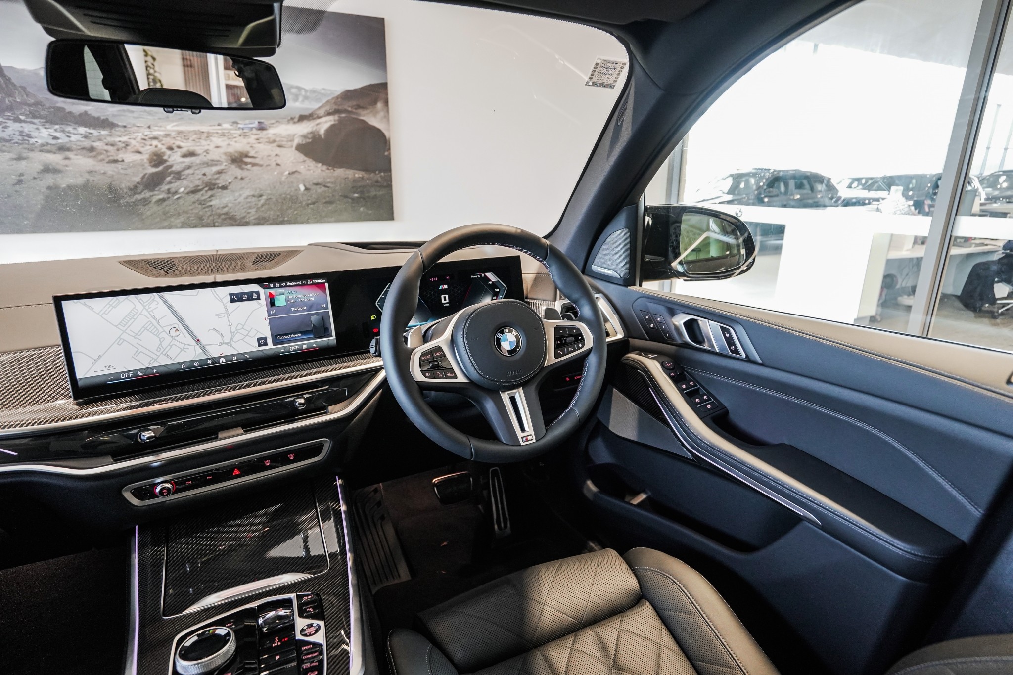 BMW X5 M60i