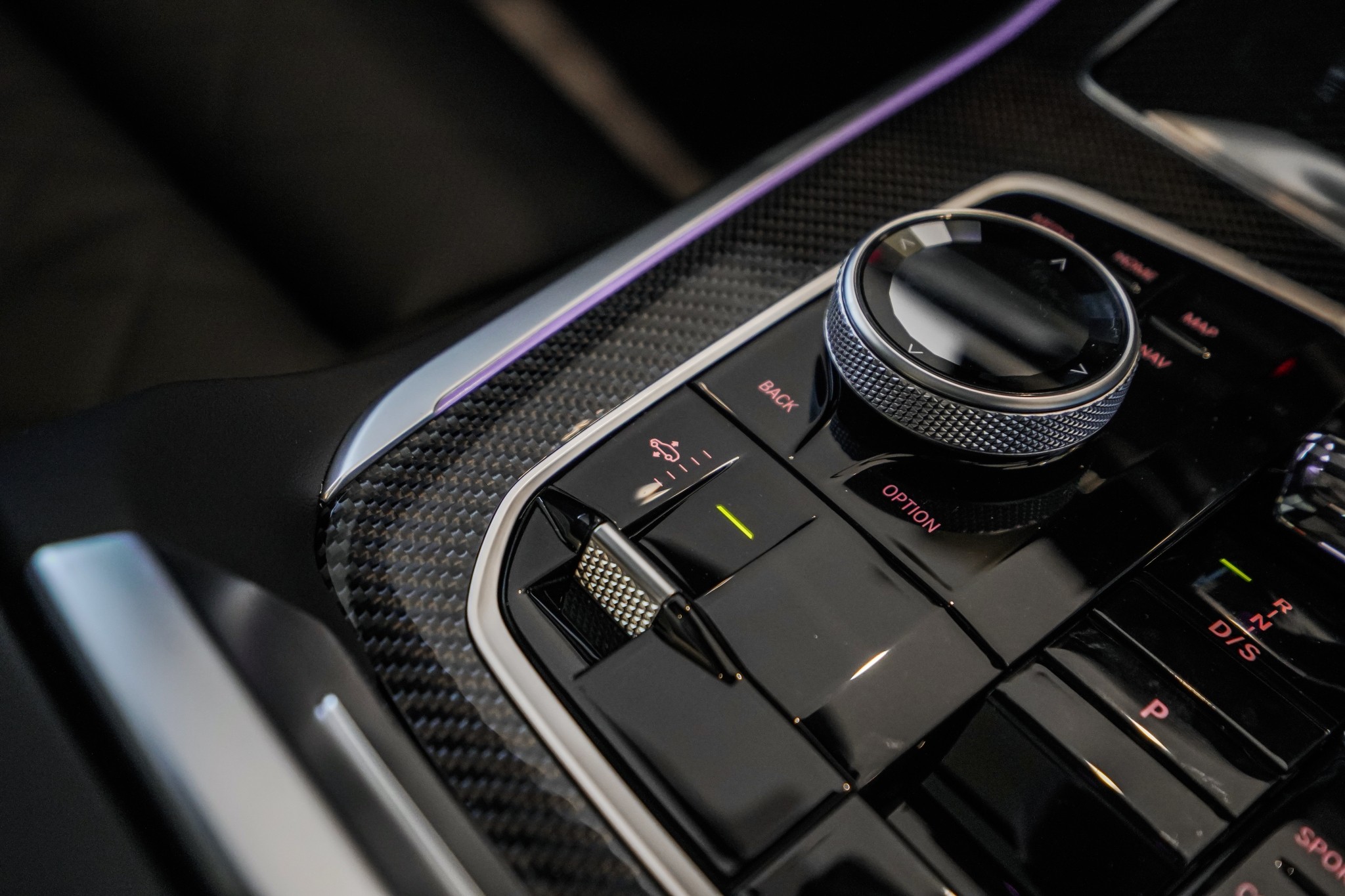 BMW X5 M60i