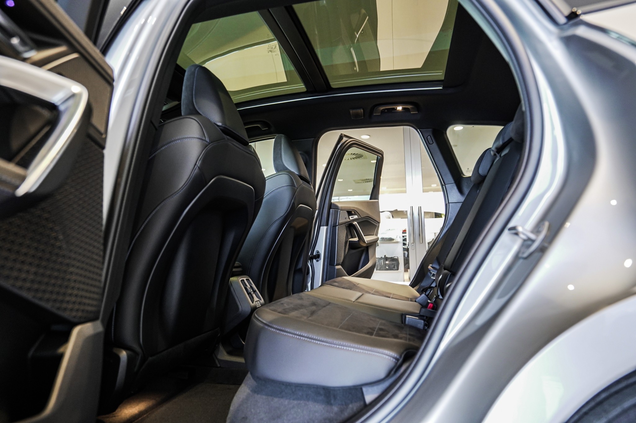 BMW iX1 xDrive30