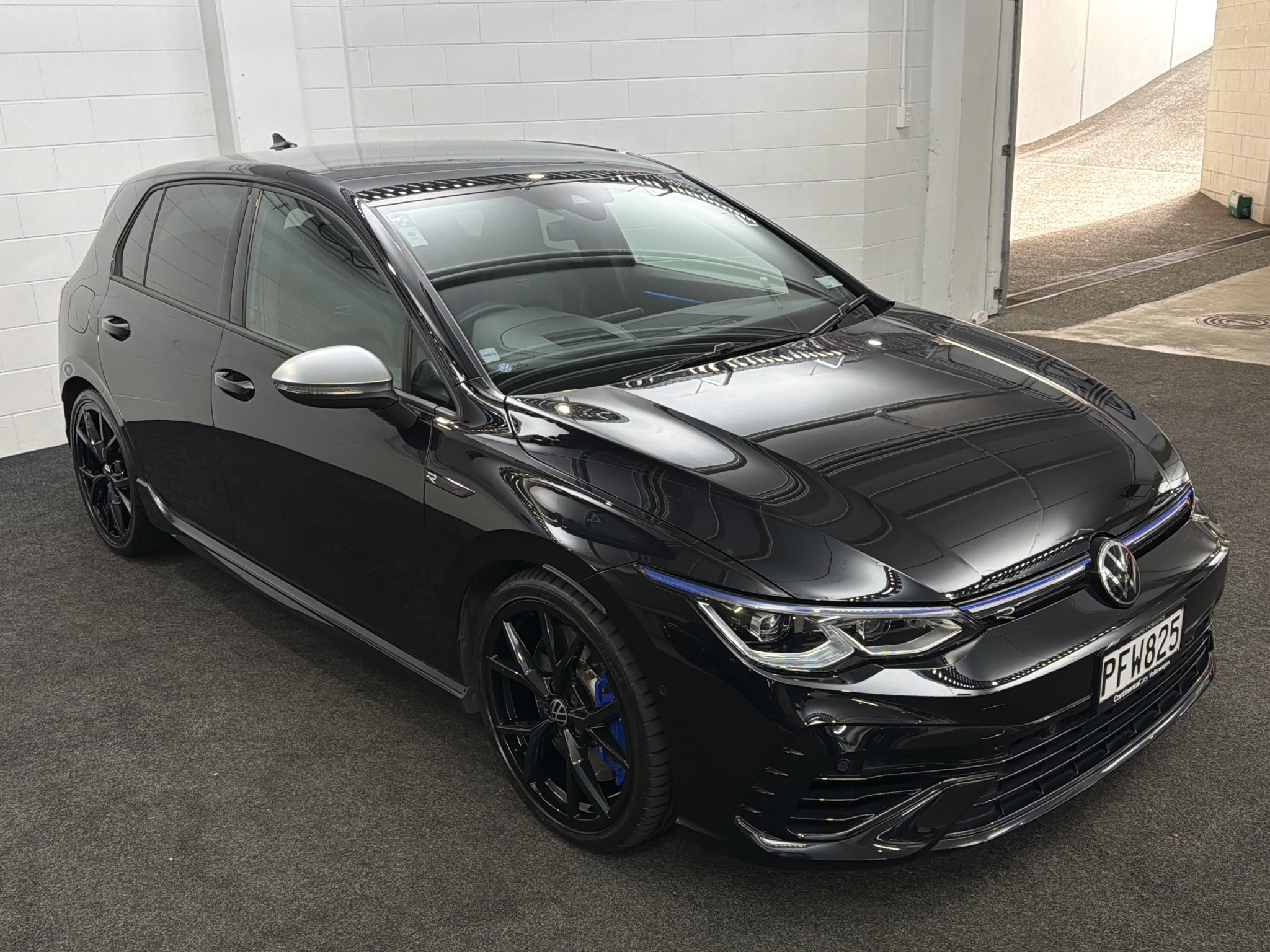 Volkswagen Golf R DSG 2.0PT/4WD/7AT