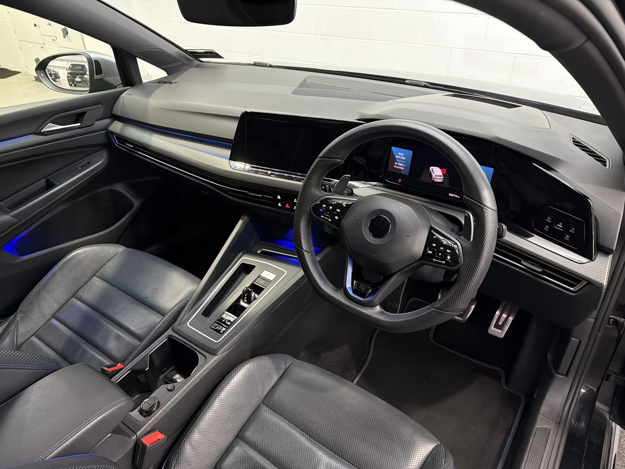 Volkswagen Golf R DSG 2.0PT/4WD/7AT