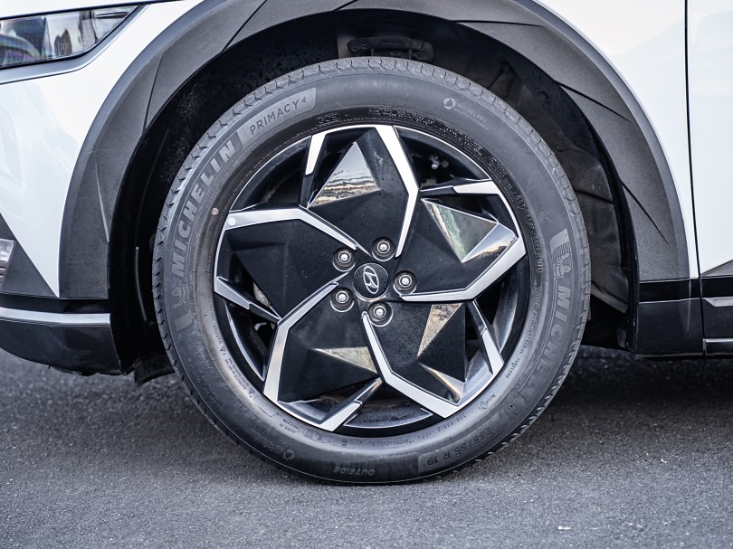 2021 Hyundai IONIQ 5 6