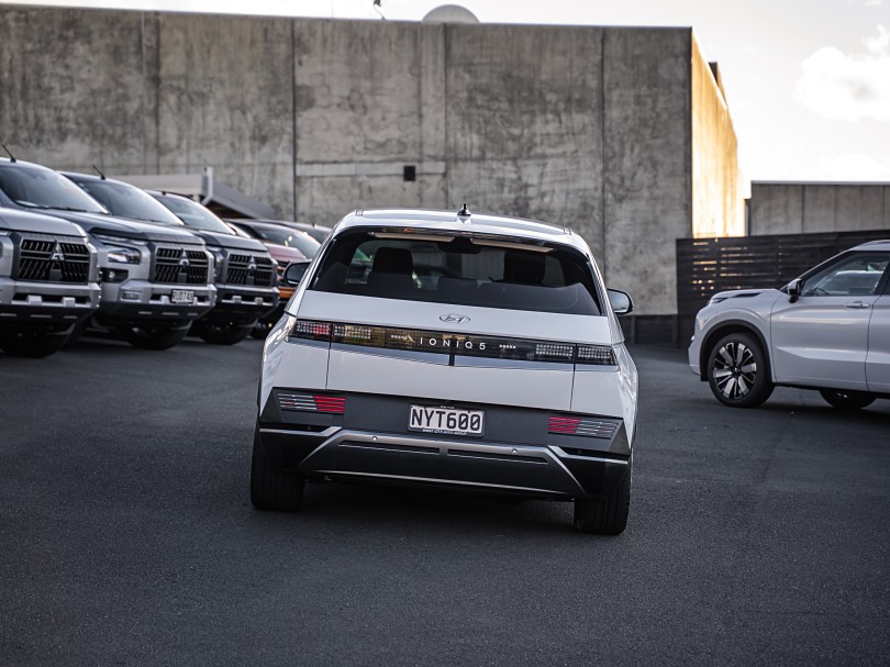 2021 Hyundai IONIQ 5 4