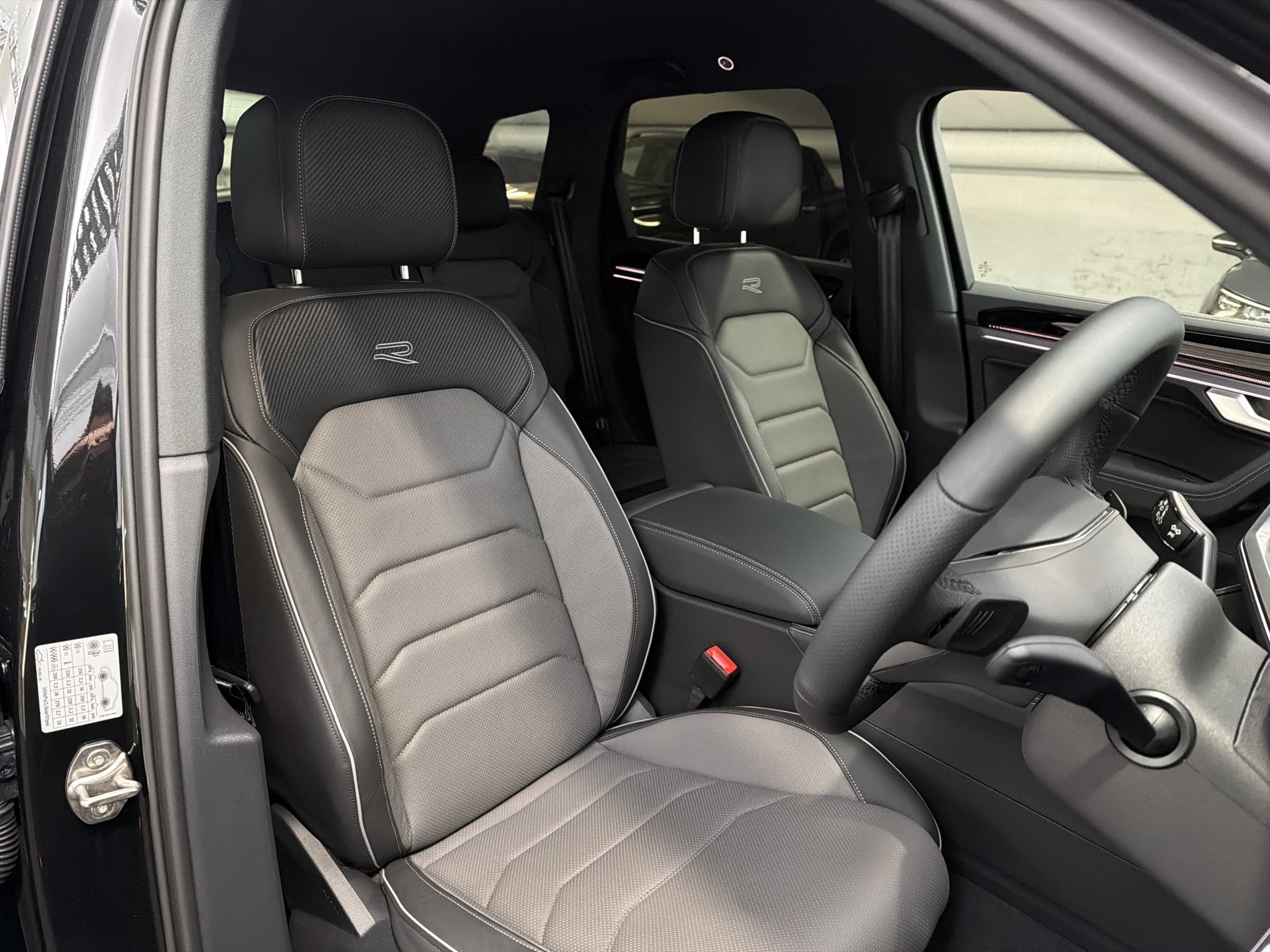 Volkswagen Touareg V6S TDI R-LINE