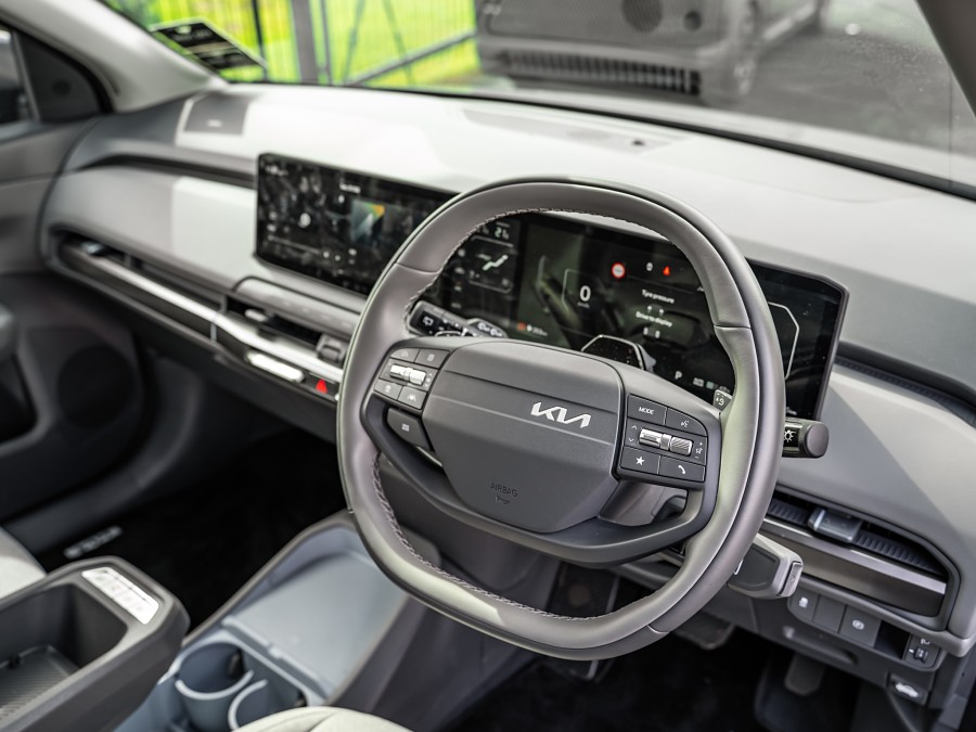 2025 Kia EV3 9